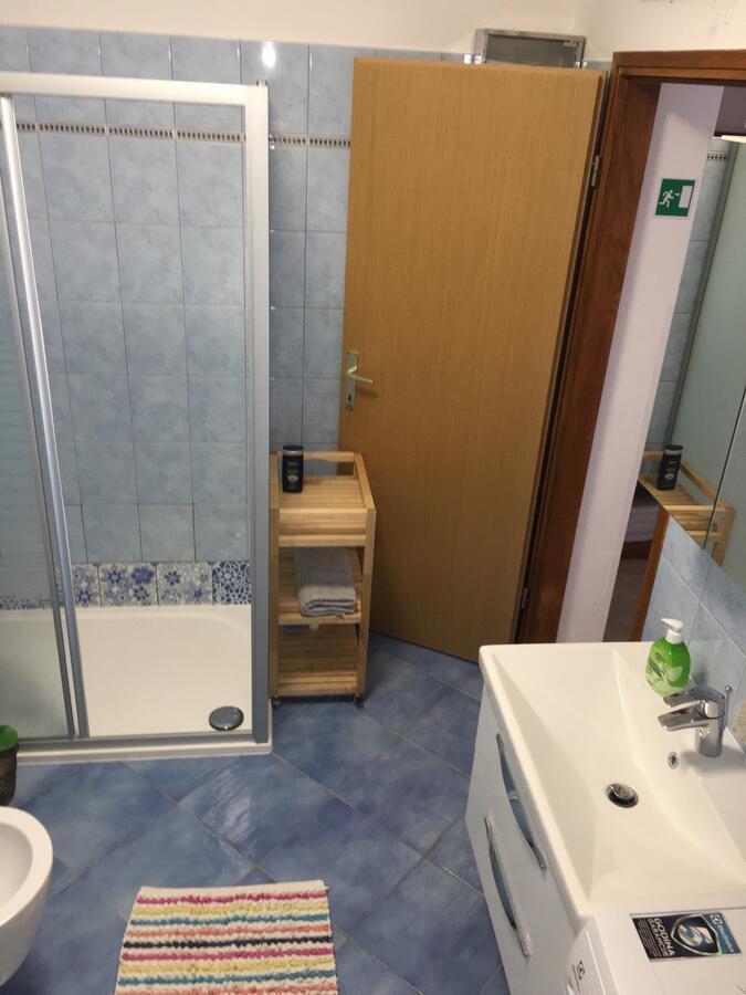 Villa Ulika - 3 Apt For 4 Persons PUY 외부 사진