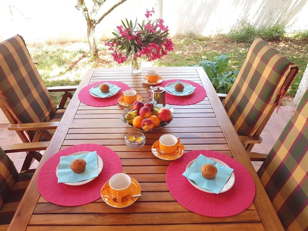 Villa Ulika - 3 Apt For 4 Persons PUY 외부 사진