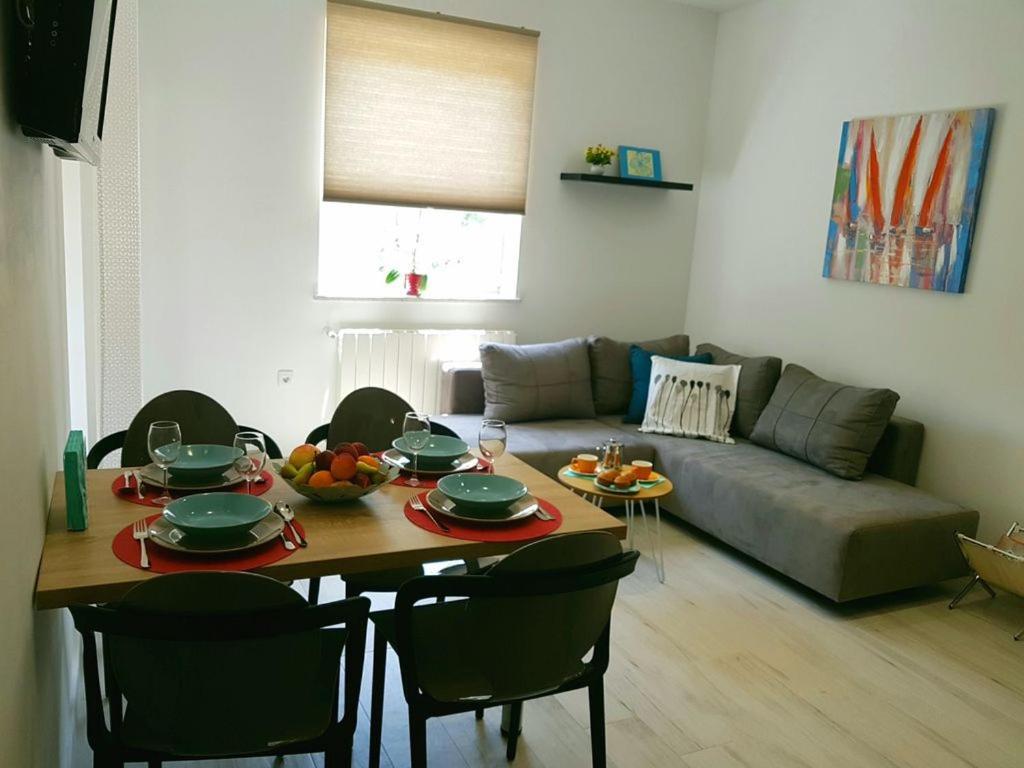 Villa Ulika - 3 Apt For 4 Persons PUY 외부 사진